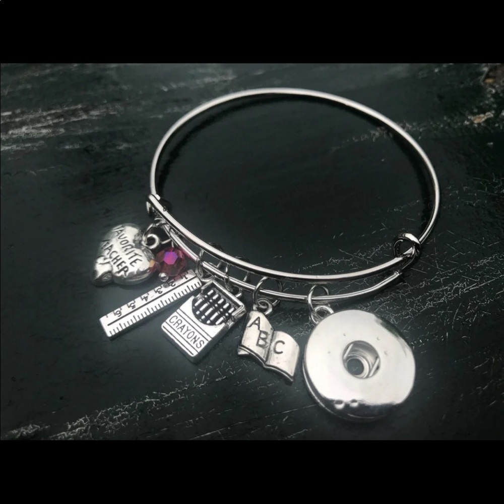 Graduation bracelets - Picture 3 of 5